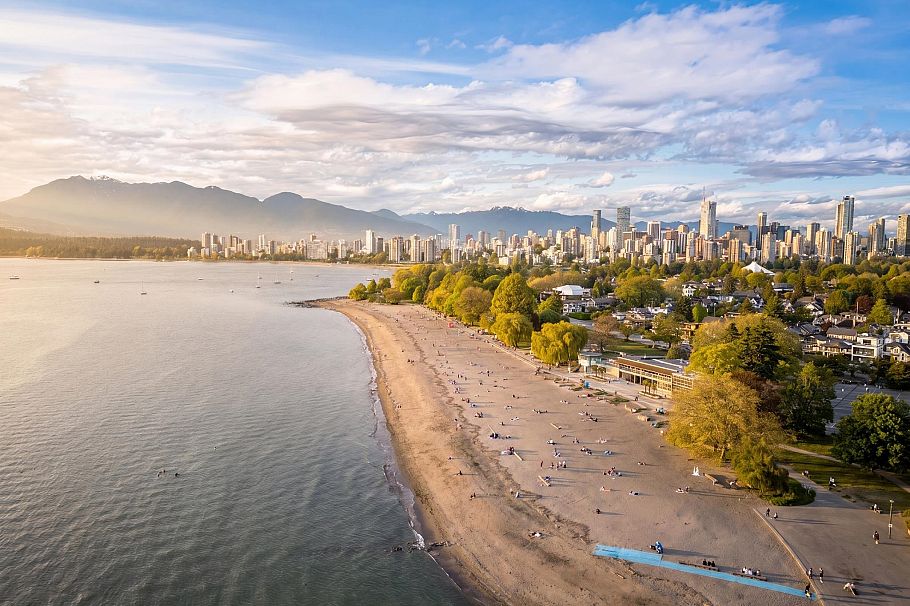2057 Cypress Street Vancouver, BC - 35