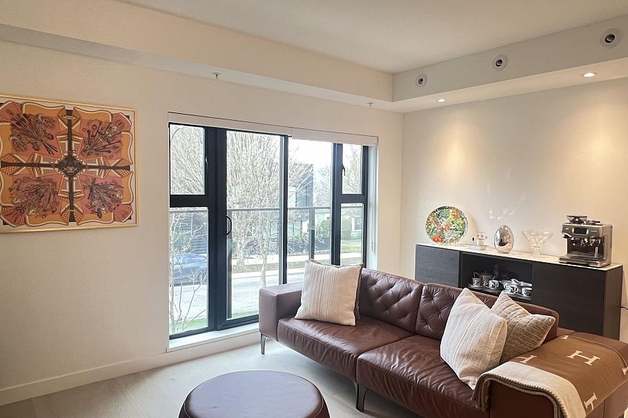 34 530 W 28th Avenue Vancouver, BC - 8