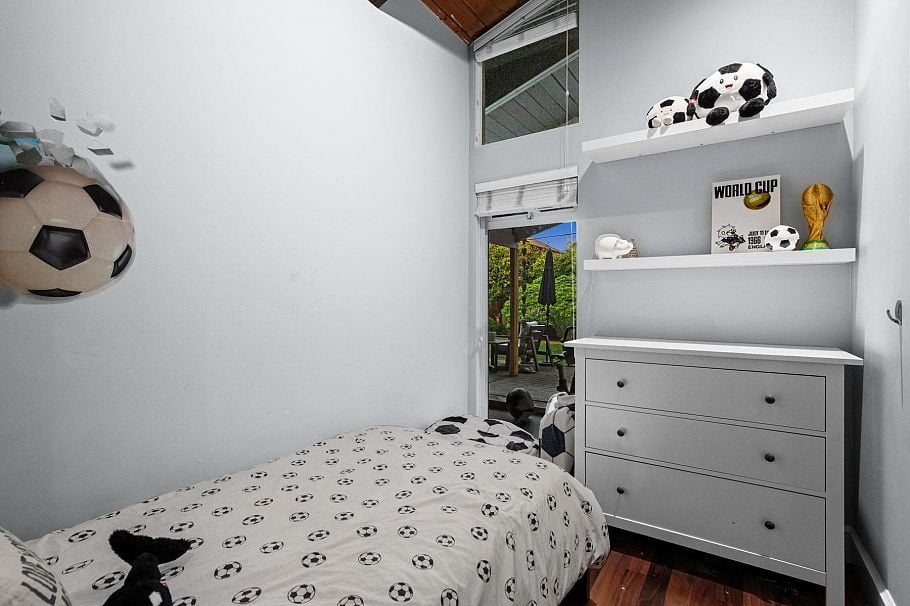 1208 Rosewood Crescent North Vancouver, BC - 19