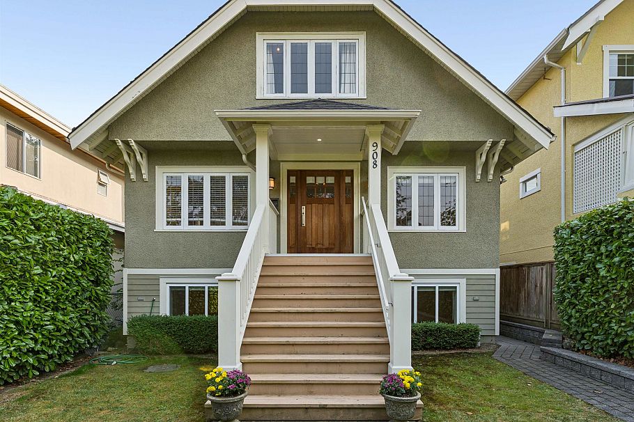 908 W 21st Avenue Vancouver, BC - 1