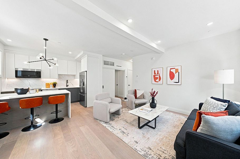 6170 Granville Street Vancouver, BC - 1