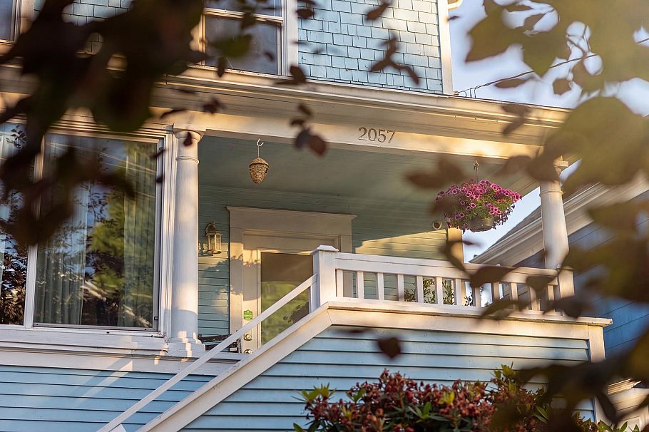 2057 Cypress Street Vancouver, BC - 2
