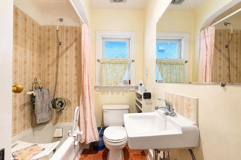 3847 W 23rd Avenue Vancouver, BC - 12