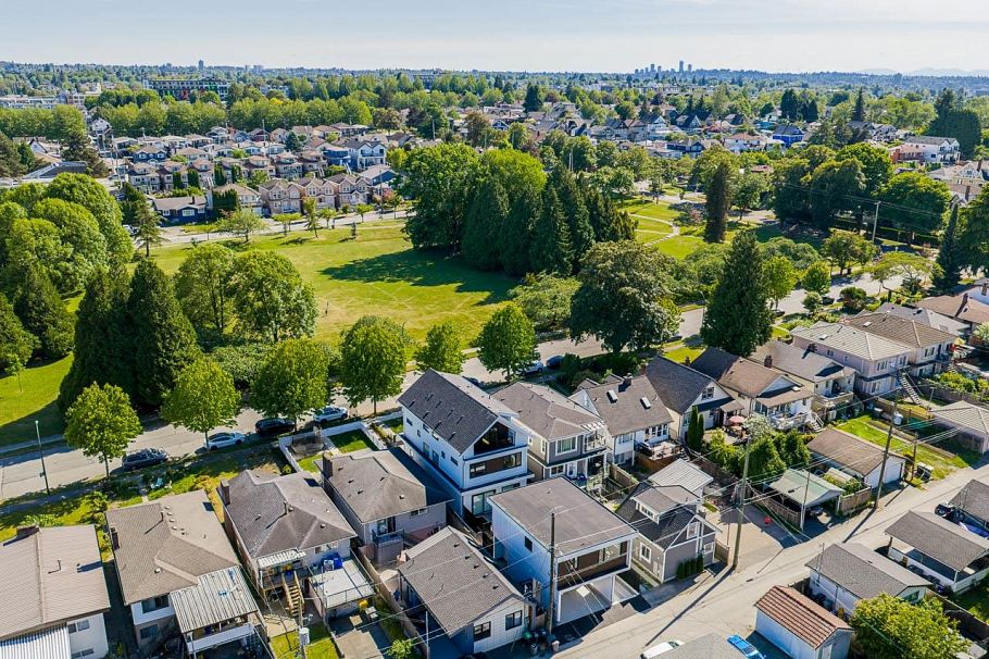 1 2875 Cambridge Street Vancouver, BC - 33