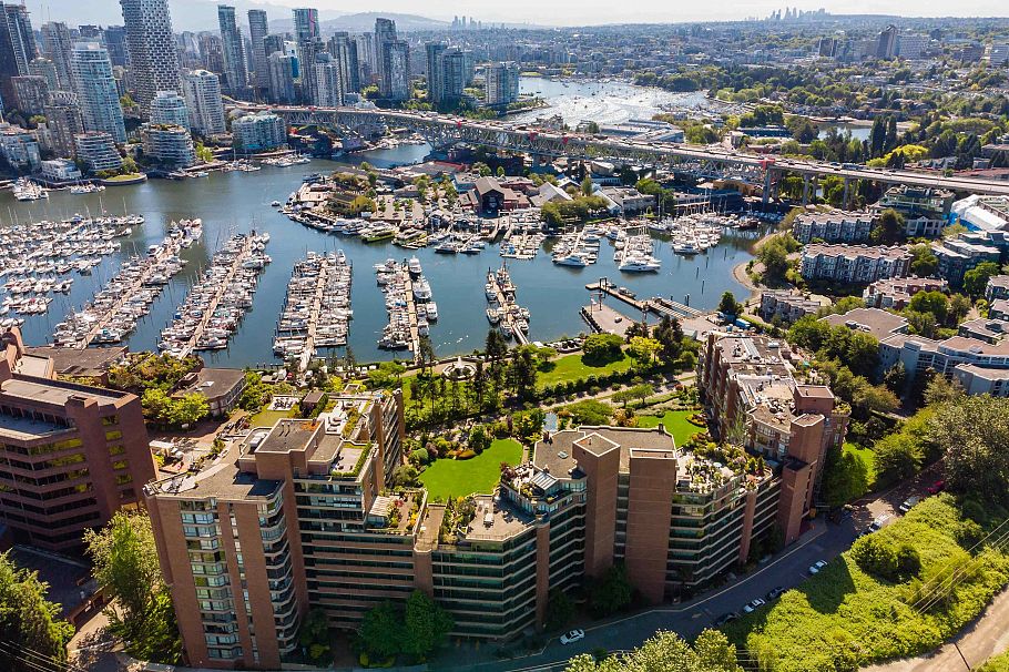 404 1470 Pennyfarthing Drive Vancouver, BC - 36