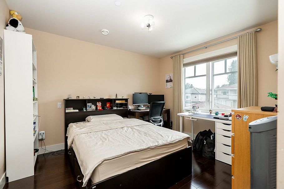 3032 E 16th Avenue Vancouver, BC - 37