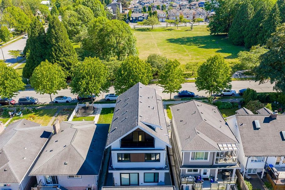 1 2875 Cambridge Street Vancouver, BC - 32