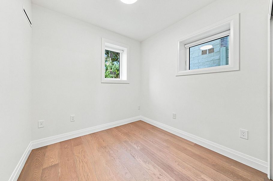 6166 Granville Street Vancouver, BC - 14