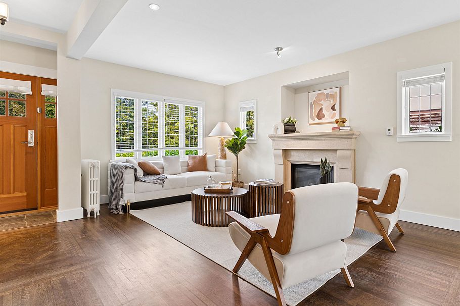 908 W 21st Avenue Vancouver, BC - 2