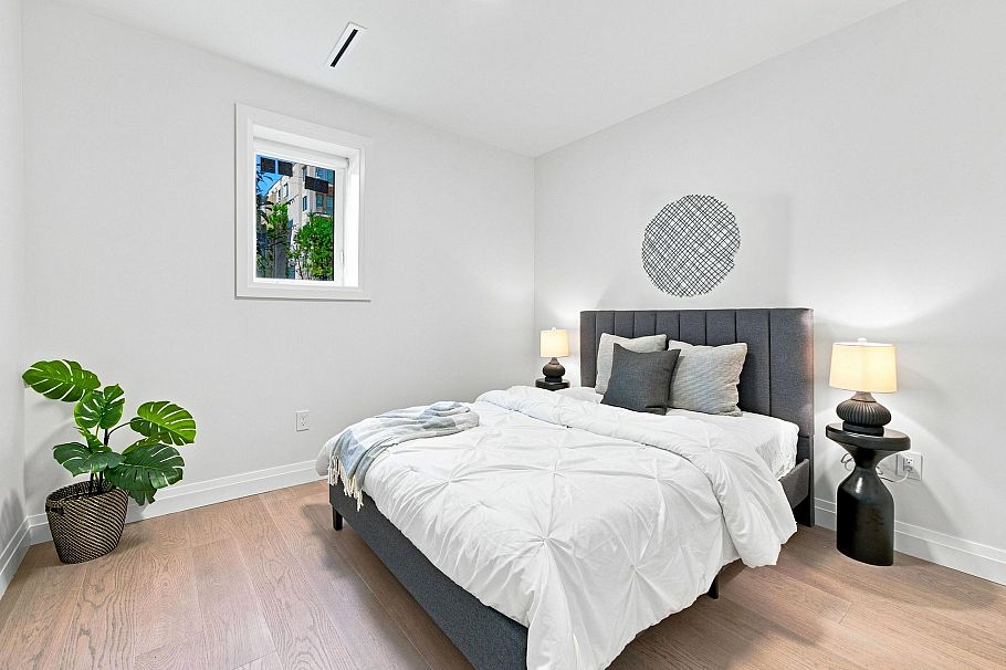 6164 Granville Street Vancouver, BC - 11