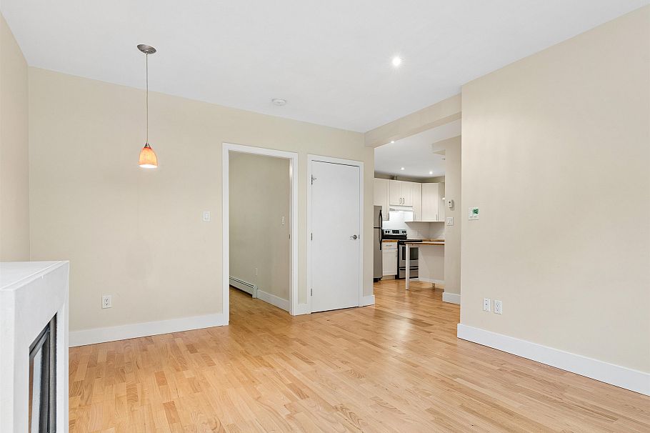 908 W 21st Avenue Vancouver, BC - 23