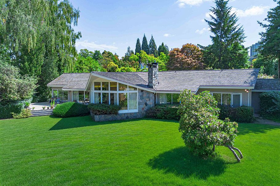 5985 Newton Wynd Vancouver, BC - 5