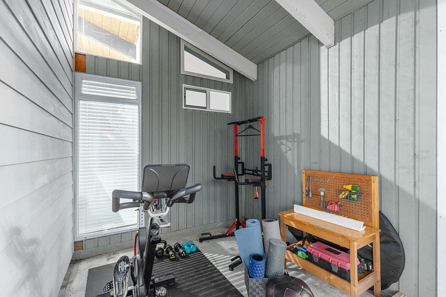 1208 Rosewood Crescent North Vancouver, BC - 24