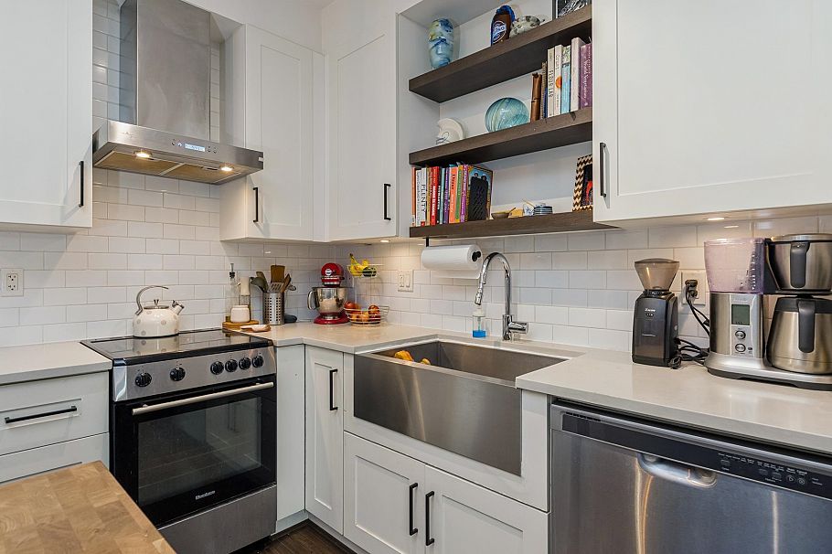 50 433 Seymour River Place North Vancouver, BC - 16