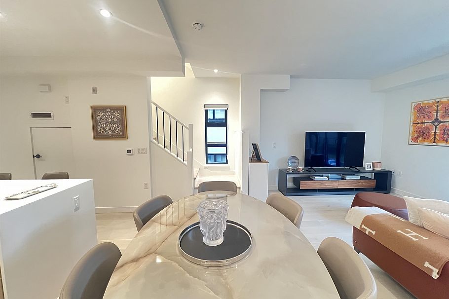 34 530 W 28th Avenue Vancouver, BC - 18