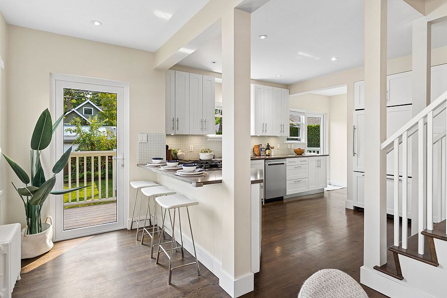 908 W 21st Avenue Vancouver, BC - 5