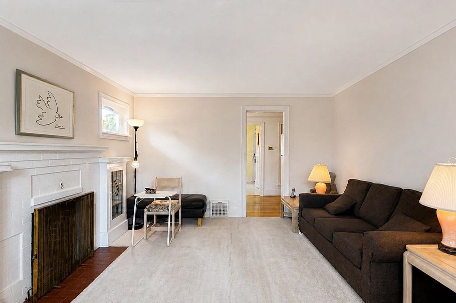 3847 W 23rd Avenue Vancouver, BC - 5