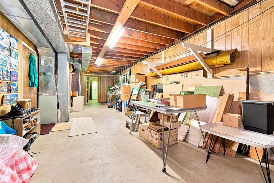 1473 Berkley Road North Vancouver, BC - 27
