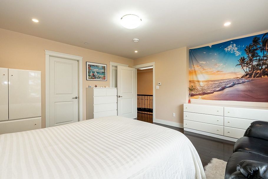 3032 E 16th Avenue Vancouver, BC - 39