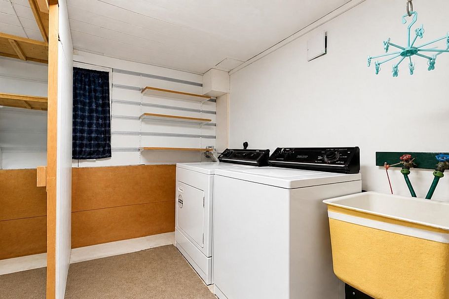 3847 W 23rd Avenue Vancouver, BC - 18