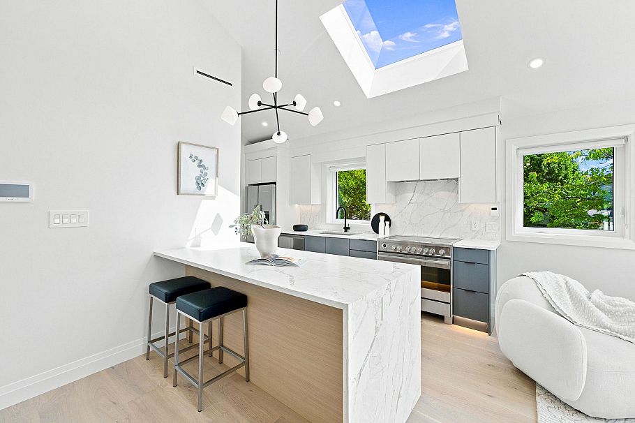 6168 Granville Street Vancouver, BC - 13