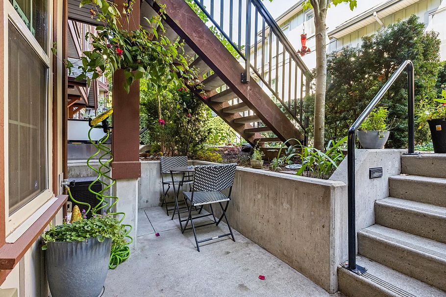 50 433 Seymour River Place North Vancouver, BC - 26