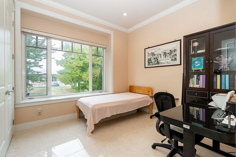 3032 E 16th Avenue Vancouver, BC - 24