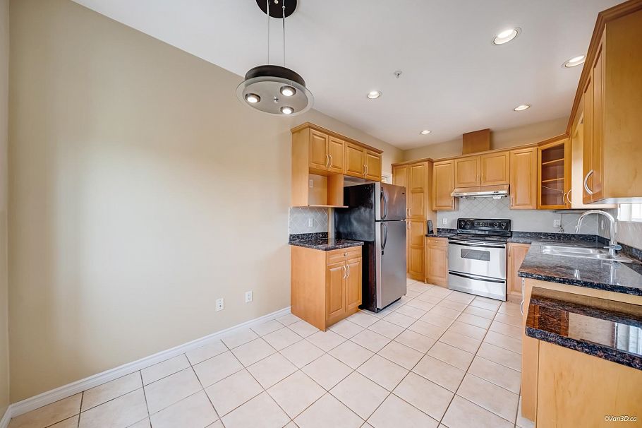 1140 Hazelton Street Vancouver, BC - 12