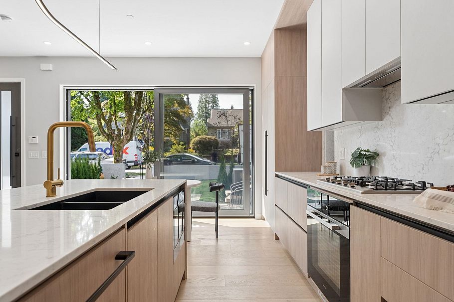 1 2941 W 29th Avenue Vancouver, BC - 14