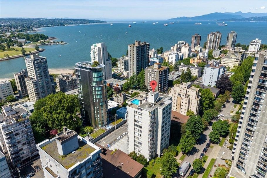 1105 1250 Burnaby Street Vancouver, BC - 1