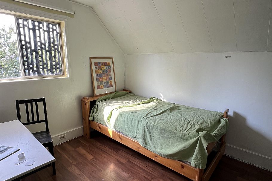 4711 Gothard Street Vancouver, BC - 5
