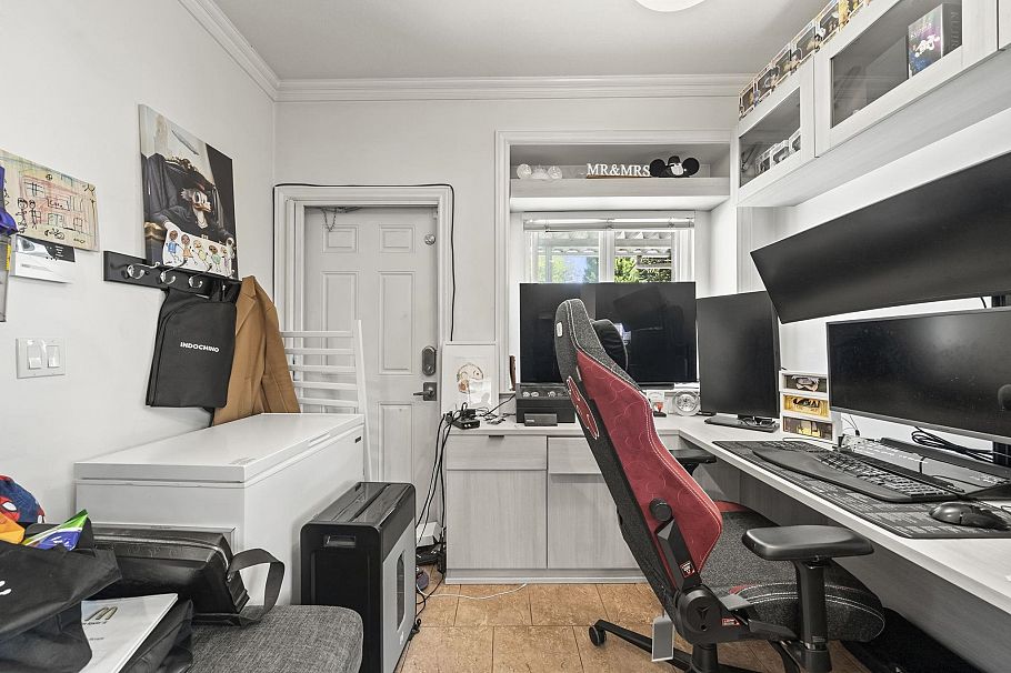 3541 Adanac Street Vancouver, BC - 30