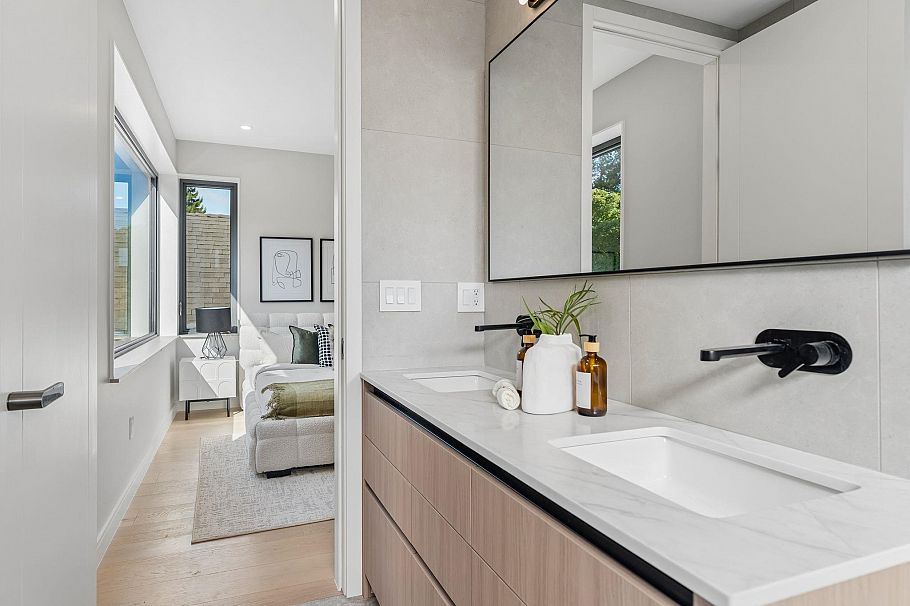 1 2941 W 29th Avenue Vancouver, BC - 28