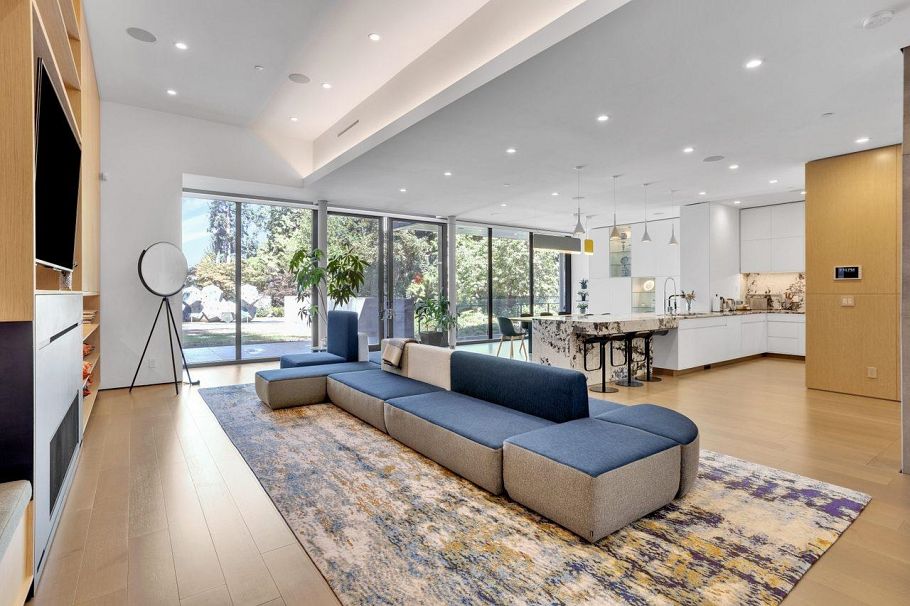 4725 W 4th Avenue Vancouver, BC - 5