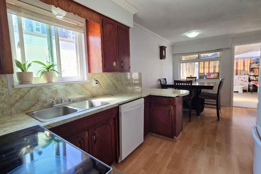 5075 Payne Street Vancouver, BC - 4