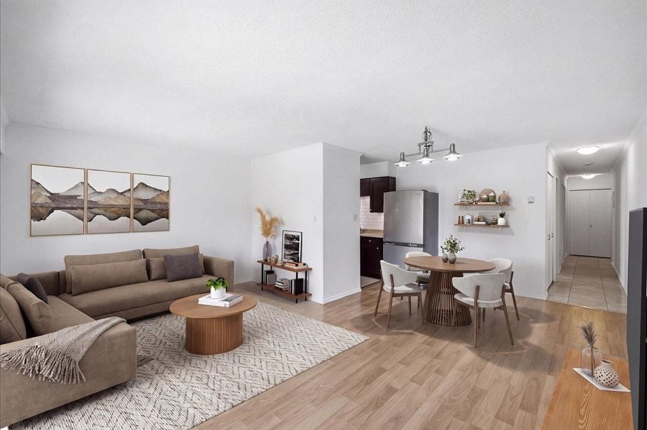 202 212 Forbes Avenue North Vancouver, BC - 2