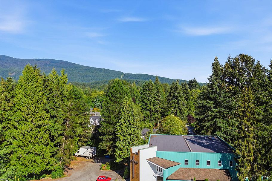PH 504 1295 Conifer Street North Vancouver, BC - 37