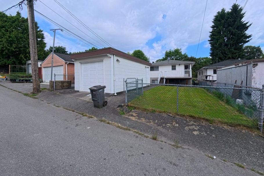 3478 E 2nd Avenue Vancouver, BC - 26