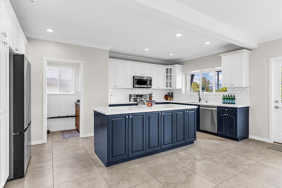 627 E 30th Avenue Vancouver, BC - 7