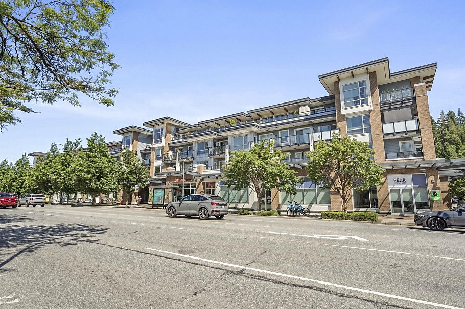 324 1330 Marine Drive North Vancouver, BC - 2