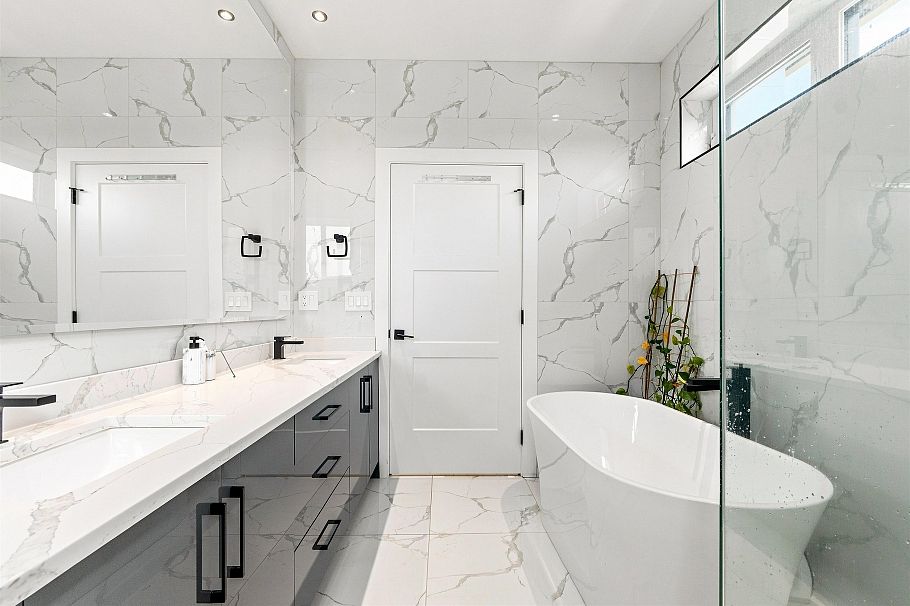 5577 Inverness Street Vancouver, BC - 25
