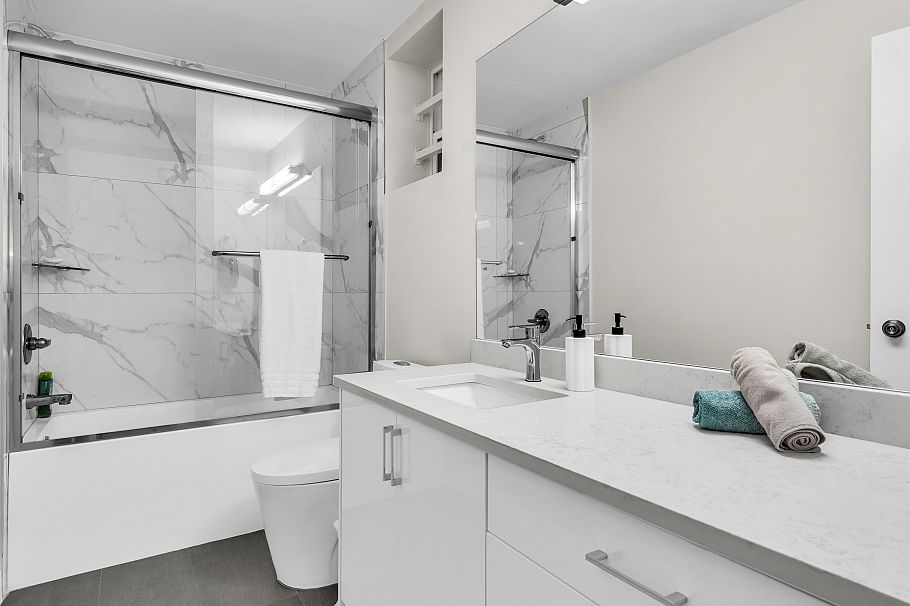 627 E 30th Avenue Vancouver, BC - 33