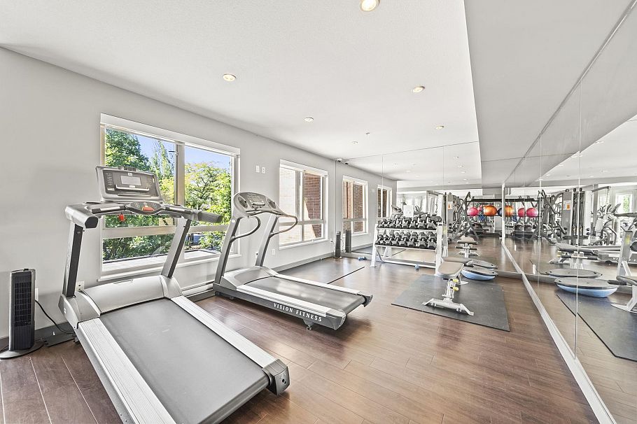324 1330 Marine Drive North Vancouver, BC - 22