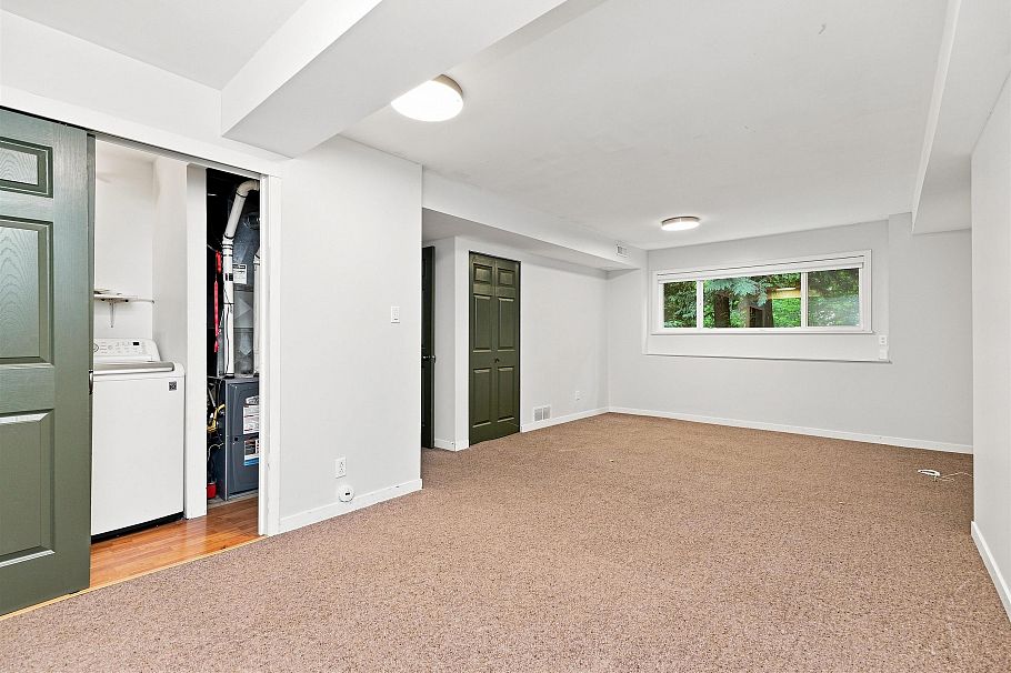 3381 William Avenue North Vancouver, BC - 27