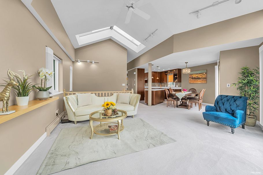 3675 Blenheim Street Vancouver, BC - 4
