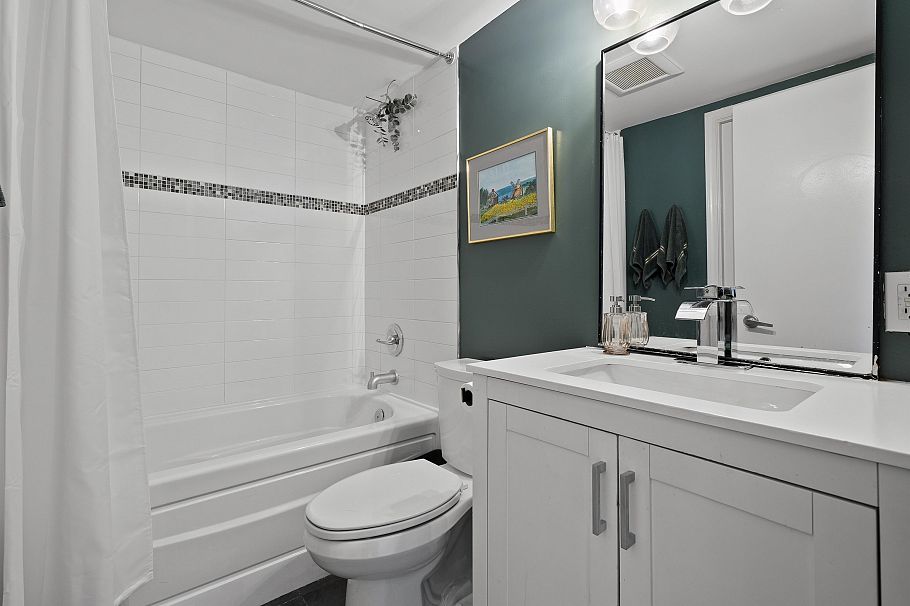 13 939 W 7th Avenue Vancouver, BC - 26