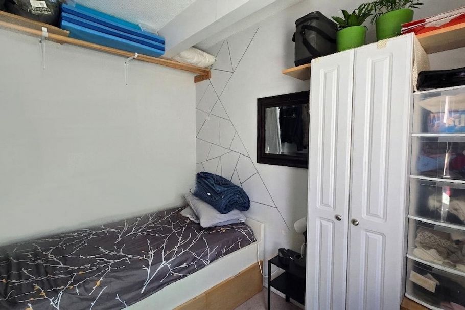 5075 Payne Street Vancouver, BC - 11