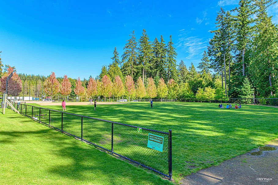 528 3563 Ross Drive Vancouver, BC - 3