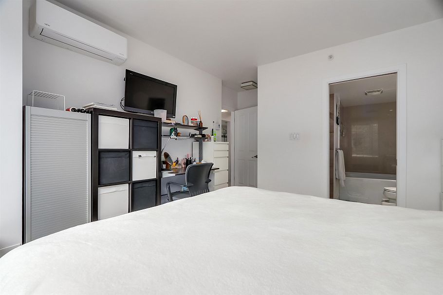 1405 W 7th Avenue Vancouver, BC - 21