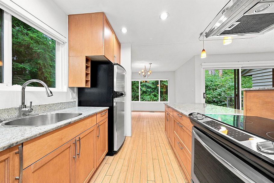 3381 William Avenue North Vancouver, BC - 16